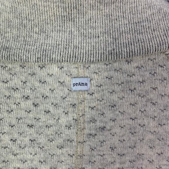 prAna FROZEN FALLS SWEATER IN PEBBLE GREY Size Medium women’s - Picture 7 of 9